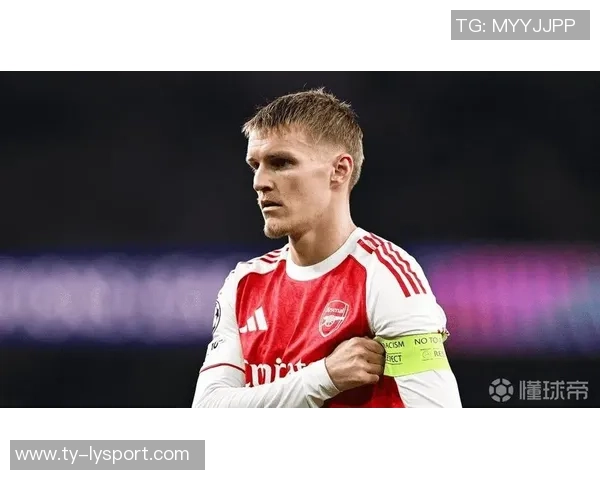 厄德高随挪威队出征继续康复治疗在场外全力支持国家队