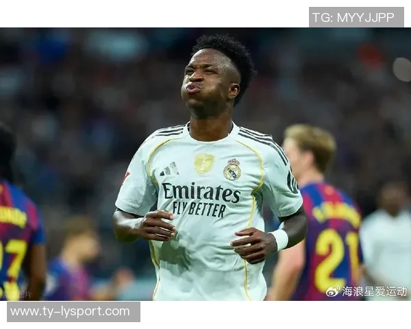 维尼修斯在阿隆索的指导下重拾冷静状态12场比赛仅吃一张牌