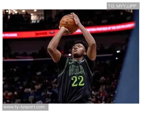 奎因表现低迷16投仅4中仅得8分4篮板1助攻被罚离场引发热议 奎因表现低迷16投仅4中仅得8分4篮板1助攻被罚离场引发热议