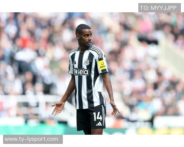 伊萨克在利物浦英超首次进球历程回顾381分钟10次射门的奋斗之路 伊萨克在利物浦英超首次进球历程回顾381分钟10次射门的奋斗之路