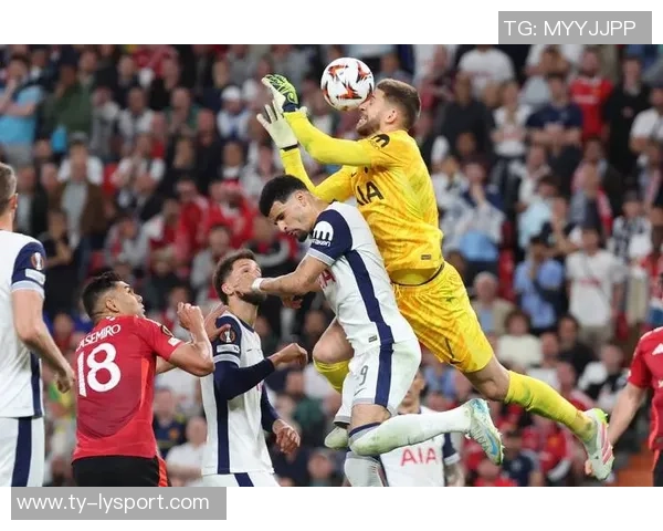 弗兰克期待欧冠之夜希望球迷共同营造热情主场氛围 弗兰克期待欧冠之夜希望球迷共同营造热情主场氛围